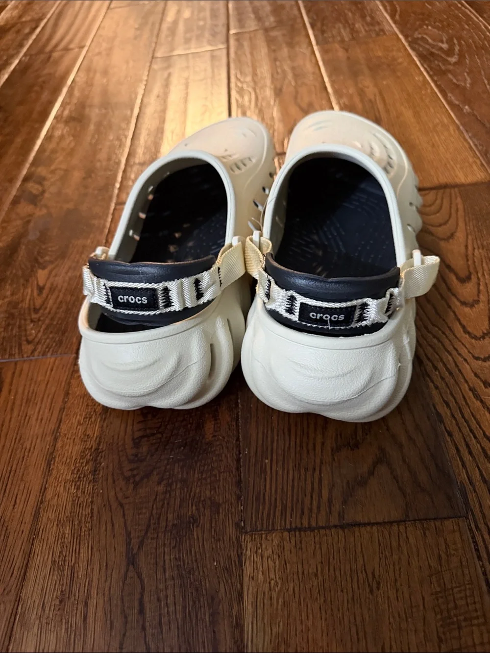 CROCS ECHO CLOG BONE/BLACK UNISEX Men’s Size 10 W/12